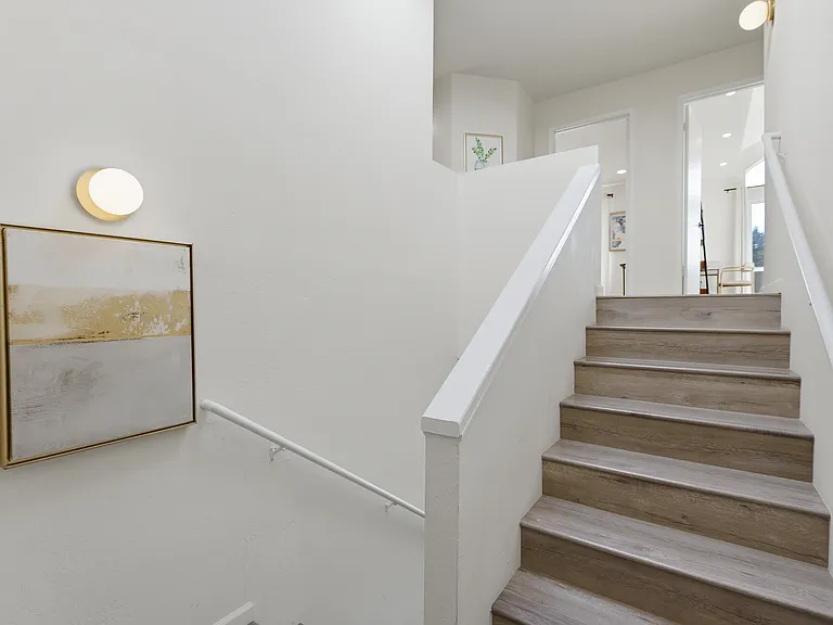 437 Norfolk Dr — Photo 92