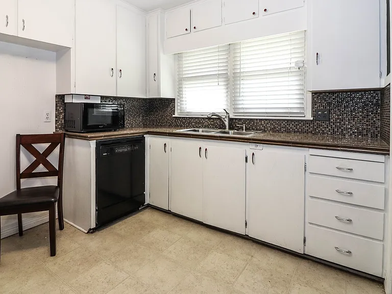4172 S Rockford Pl — Photo 11