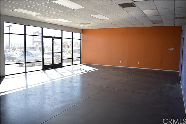 2nd image of 1251 E Main St