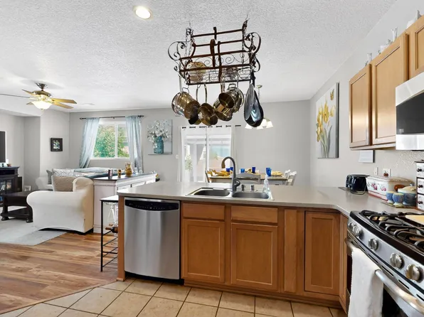 1969 Cortina Loop SE, Rio Rancho, NM 87124