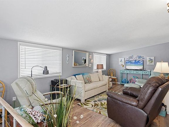 5th image of 1674 UNIVERSITY PKWY #41