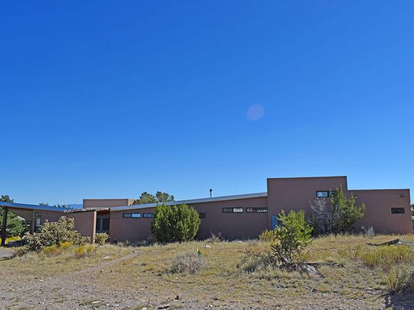 202 Ridge View Rd, Magdalena, NM 87825