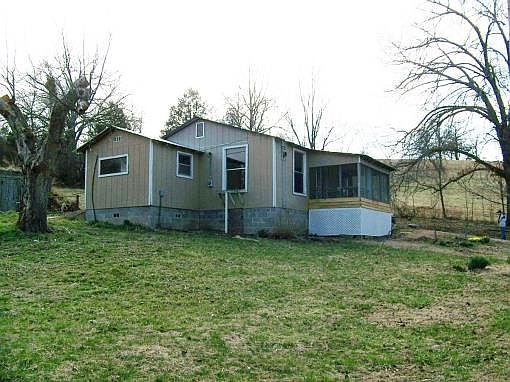 1st image of 869 E Highway 333