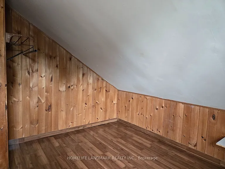 16 Elm Grove Ave — Photo 15