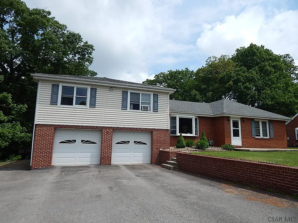 128 Holly Ln photo 1