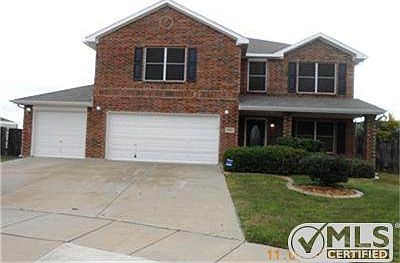 1st image of 10404 Wooded Ct