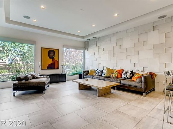 5th image of 94 Pristine Glen St