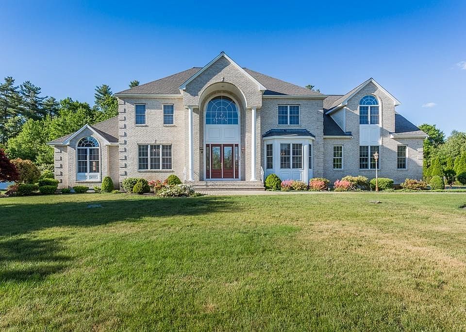 421 Mohawk Rd, Raynham, MA 02767 Zillow