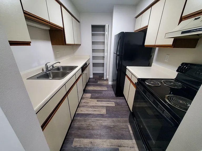 Orchard Village Apartments — Photo 19
