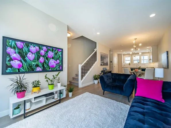 4020 S Norford Ave NW, Calgary, AB T3B 6H3