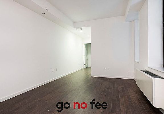3rd image of 272 Manhattan Ave #3FF