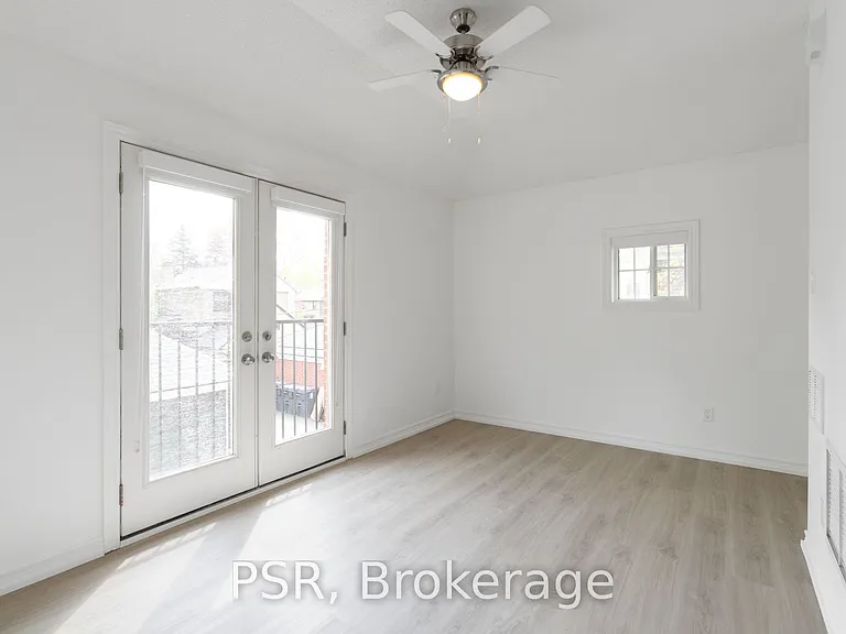 1355 Bayview Ave #CH3 — Photo 7