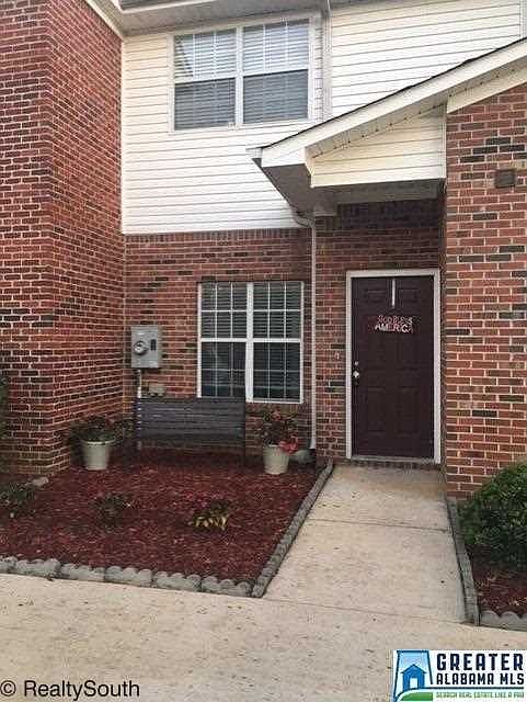 1st image of 60 Park Dr S