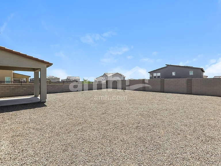 18475 W Honeysuckle Dr — Photo 19