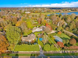 446 Cobb Rd, Water Mill, NY 11976