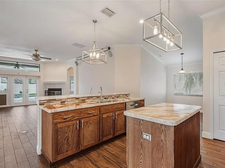 4007 Harbor Lake Dr — Photo 12