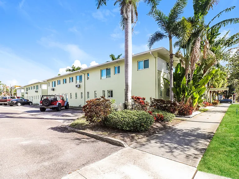 301 4th Ave N, St Petersburg, FL 33701 — Photo 25