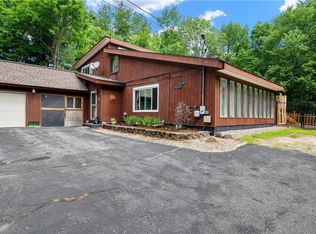 2721 Wallum Lake Rd, Pascoag, RI 02859