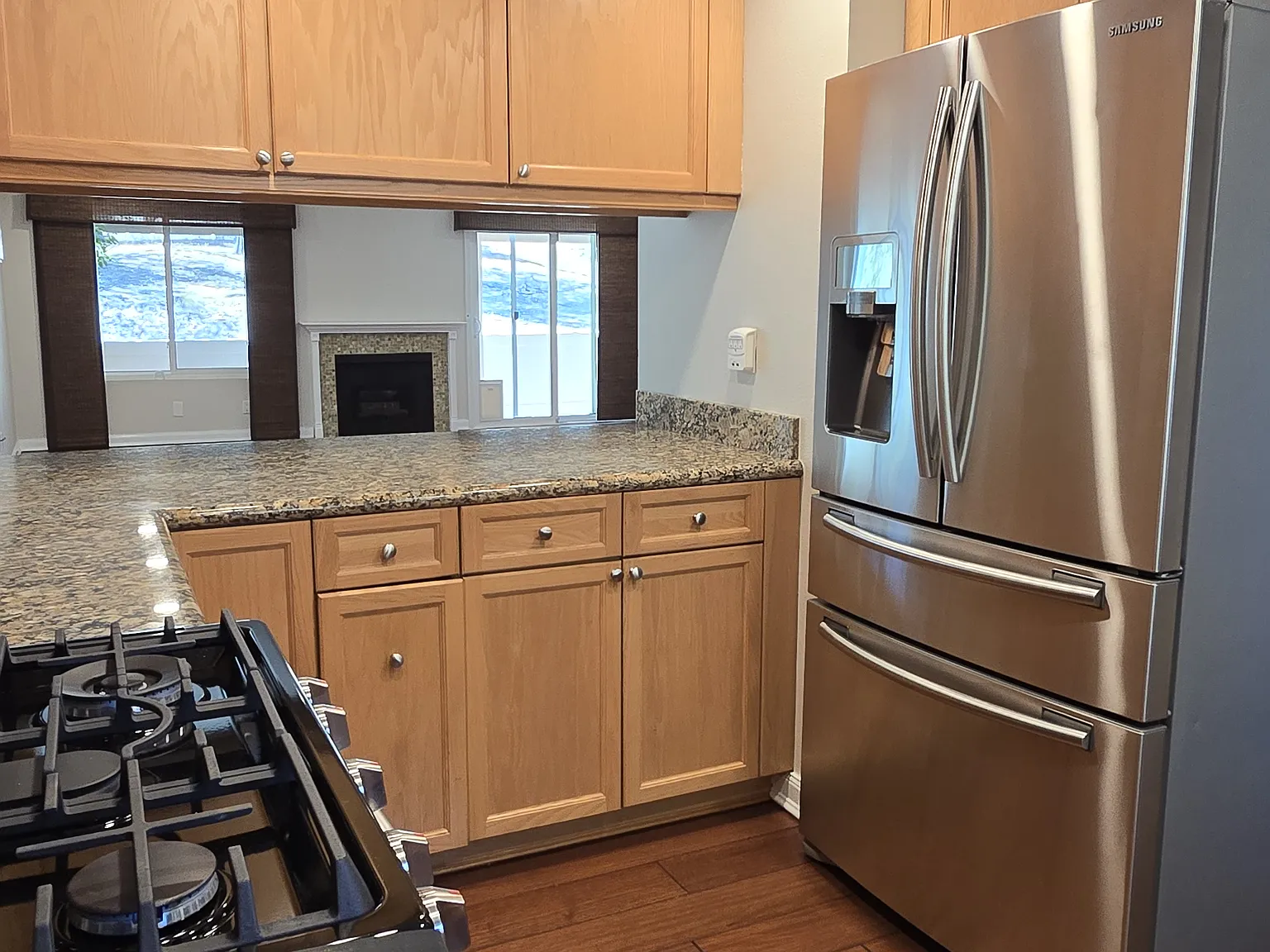 2 bed, 1268 sqft, $2,950 — Photo 4