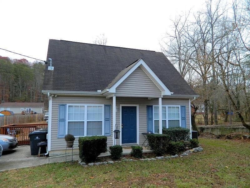 1st image of 4022 Oakland Dr