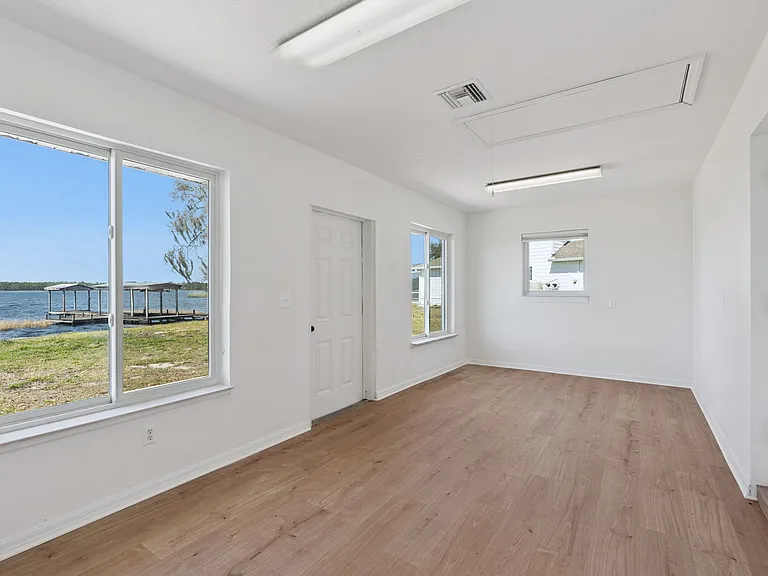 6346 Bennett Ct — Photo 16