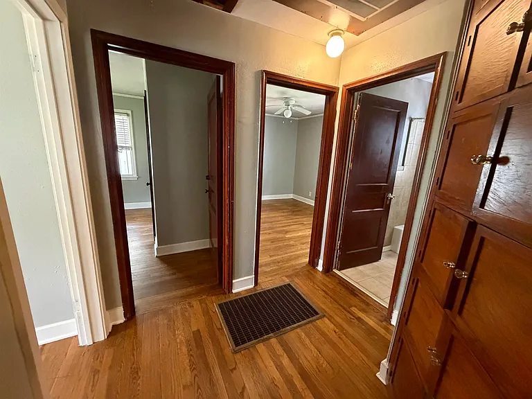 3588 Marion Ave — Photo 9