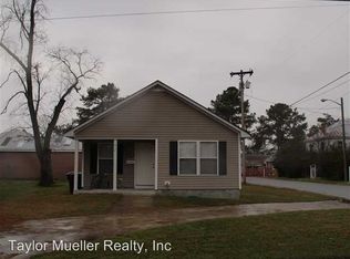 514 Massachusetts Ave, Elizabeth City, NC 27909