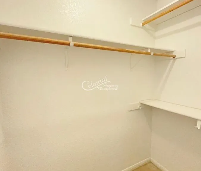 2032 Stonehenge Dr — Photo 11