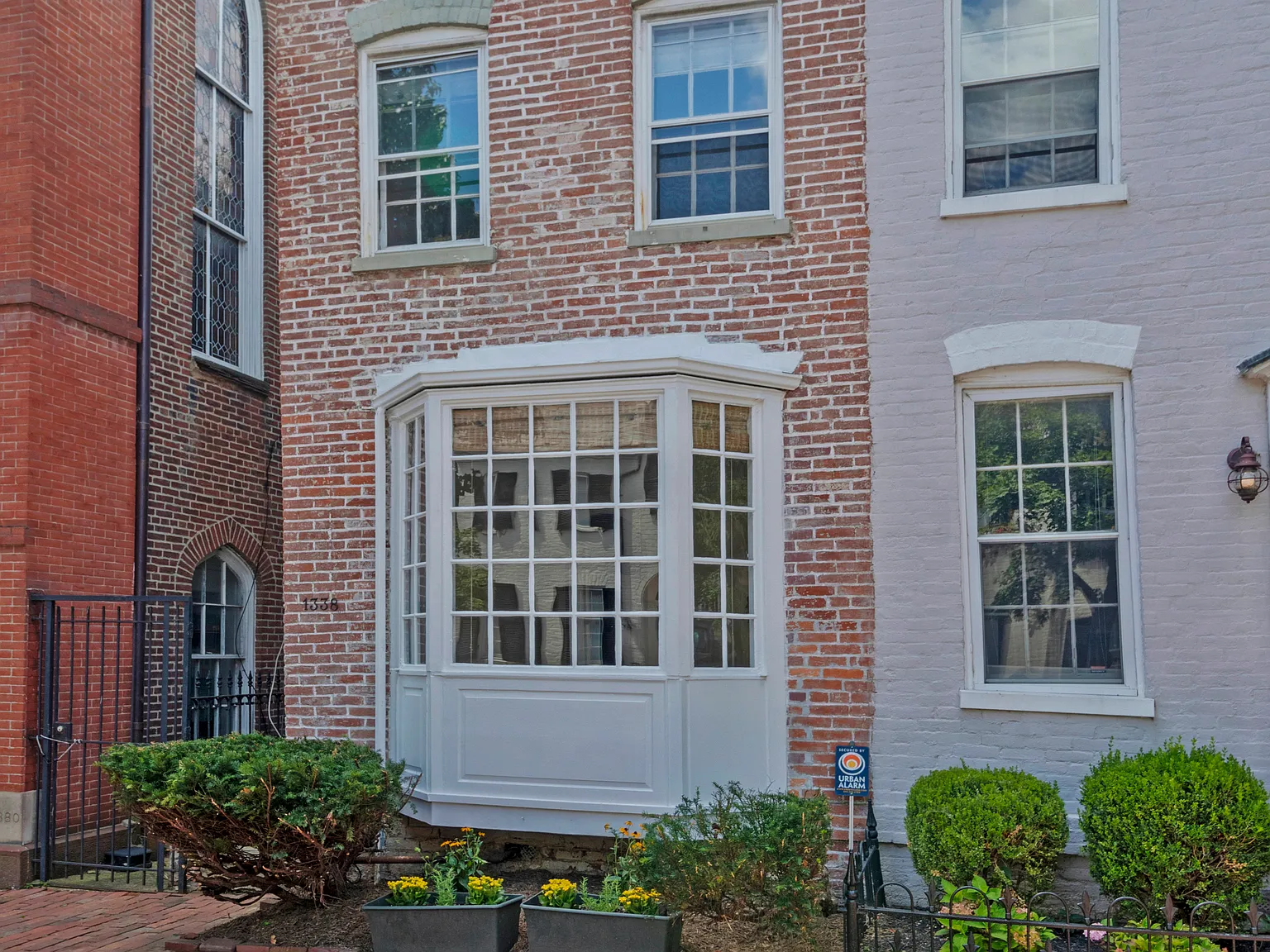 2 bed, 1000 sqft, $5,000 — Photo 1