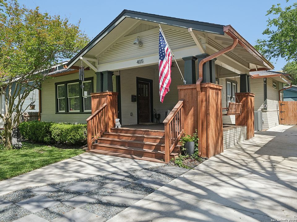 1st image of 405 Queen Anne