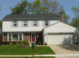 960 Knollwood Dr, Buffalo Grove, IL