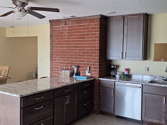 5th image of 3520 River Oaks Dr