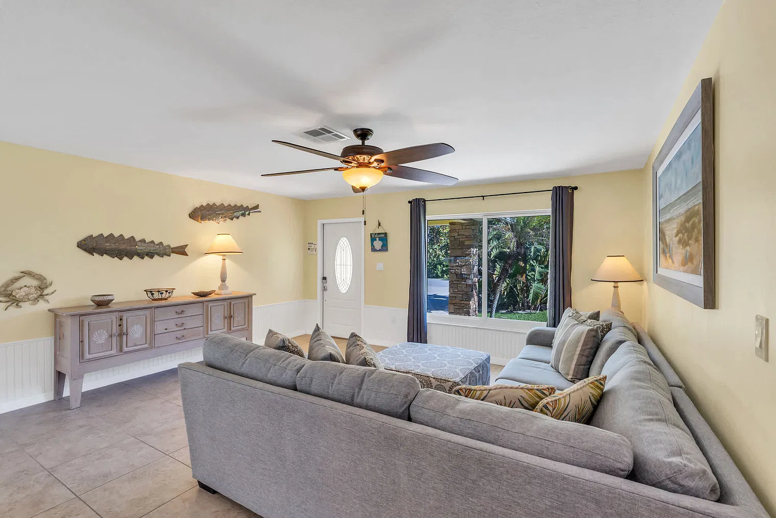 3 bed, 3.0 bath, 2066 sqft, $8,389 — Photo 1