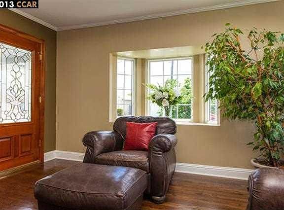 4th image of 3710 Carmel Way