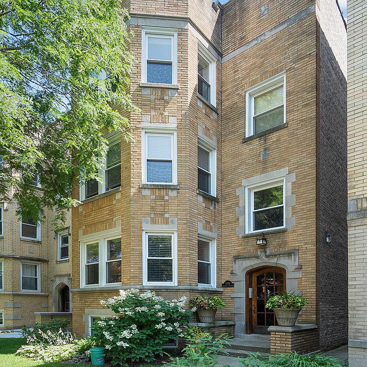 1st image of 2055 W Farragut Ave #G