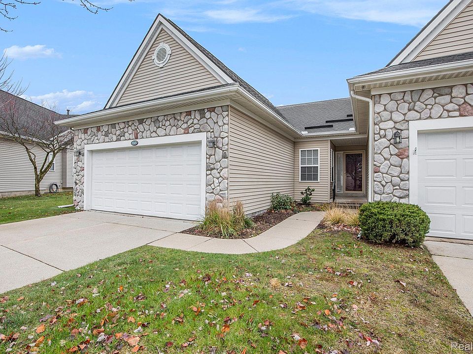 1st image of 3545 Grove Ln