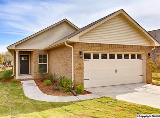 331 Acorn Grove Ln SW, Huntsville, AL 35824