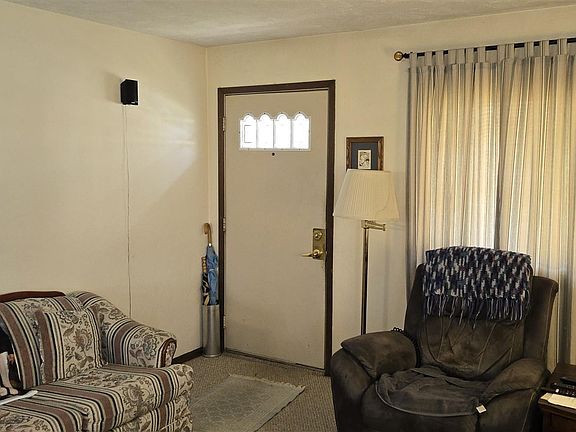5th image of 626-628 W 61st St