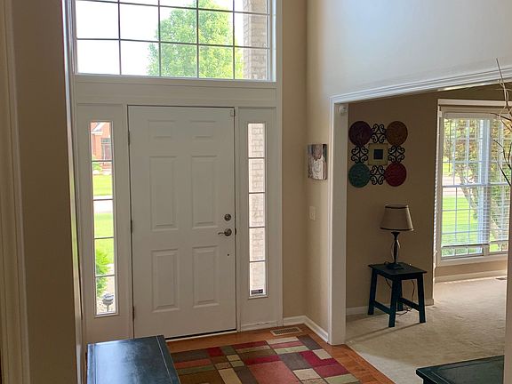 2nd image of 1424 Silver Springs Ct SE
