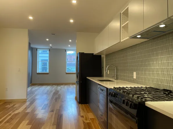 4902 Hatfield St Floor 2, Pittsburgh, PA 15201