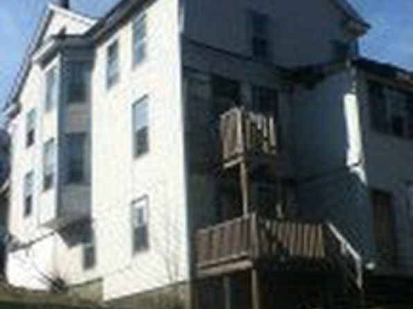 1031 E Webster St, Shamokin, PA 17872