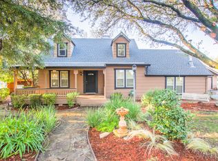 17830 Windsor Ln, Anderson, CA 96007