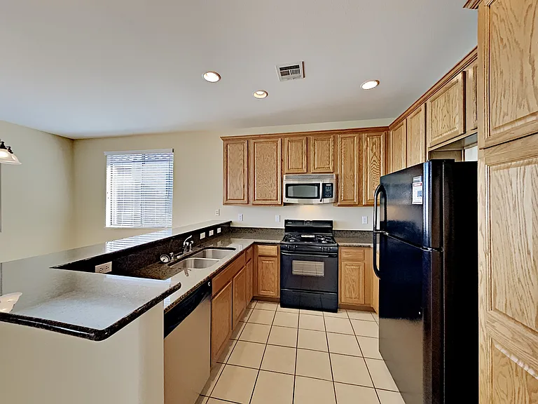 632 Mauna Kea Pl — Photo 4