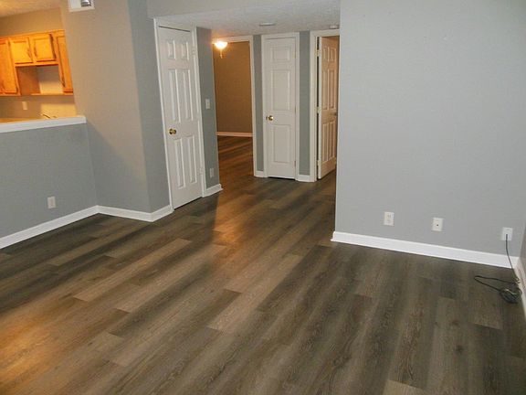3rd image of 163 Sarah Way APT 1