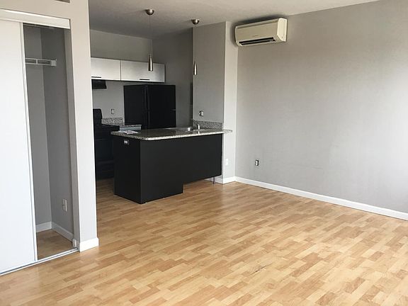 4th image of 310 W 6th St APT 304