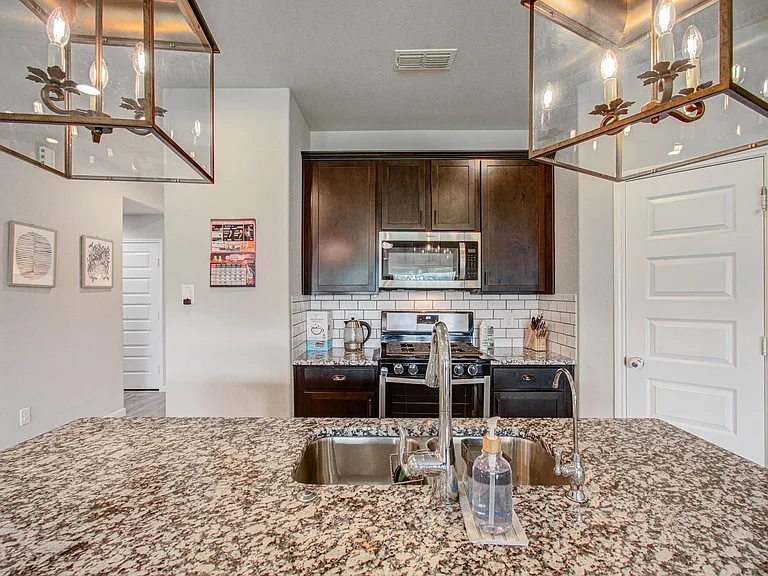 3742 Canyon Shore Ln — Photo 16
