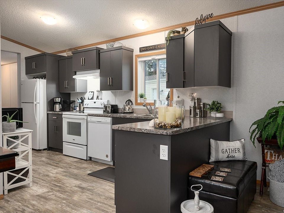 1st image of 6820 Parklands Pl #11