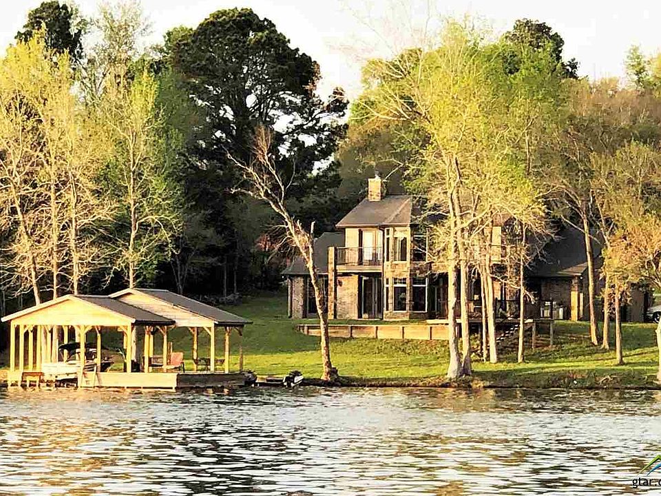 1st image of 1615 Lakeshore Dr