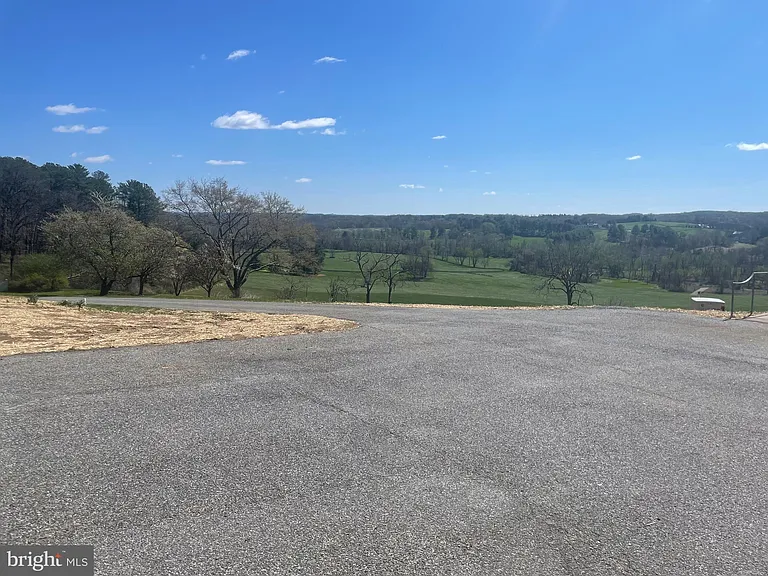 2601 Butler Rd — Photo 3