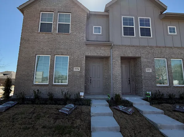 5374 Springlake Pkwy, Haltom City, TX 76117
